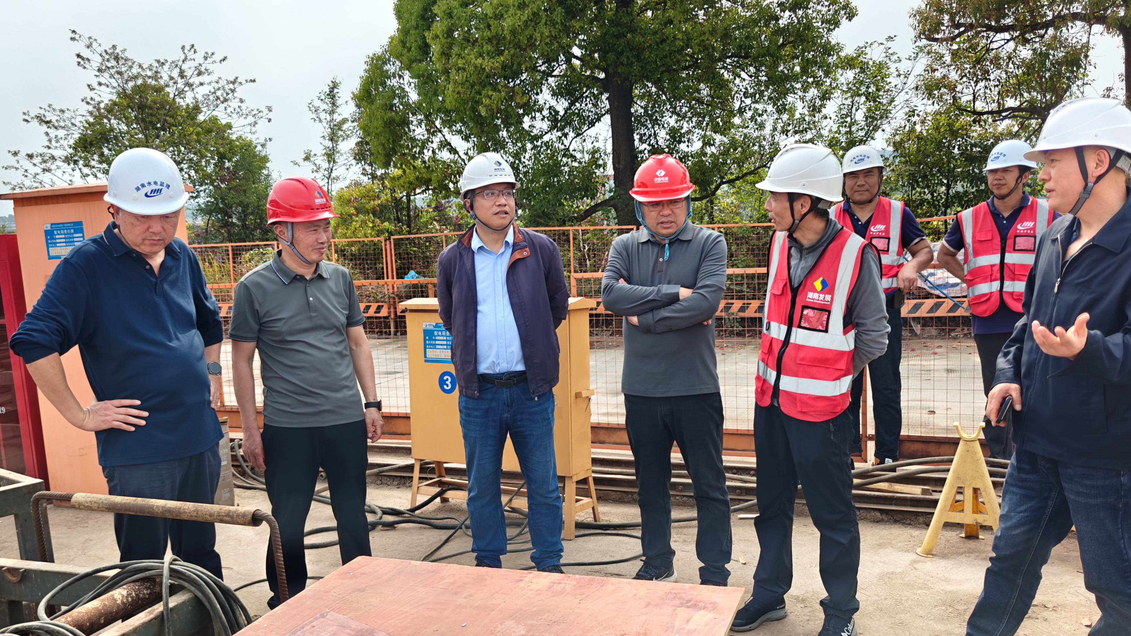 省國(guó)資委專家組對(duì)株洲航電開展安全生產(chǎn)形勢(shì)分析與評(píng)估工作