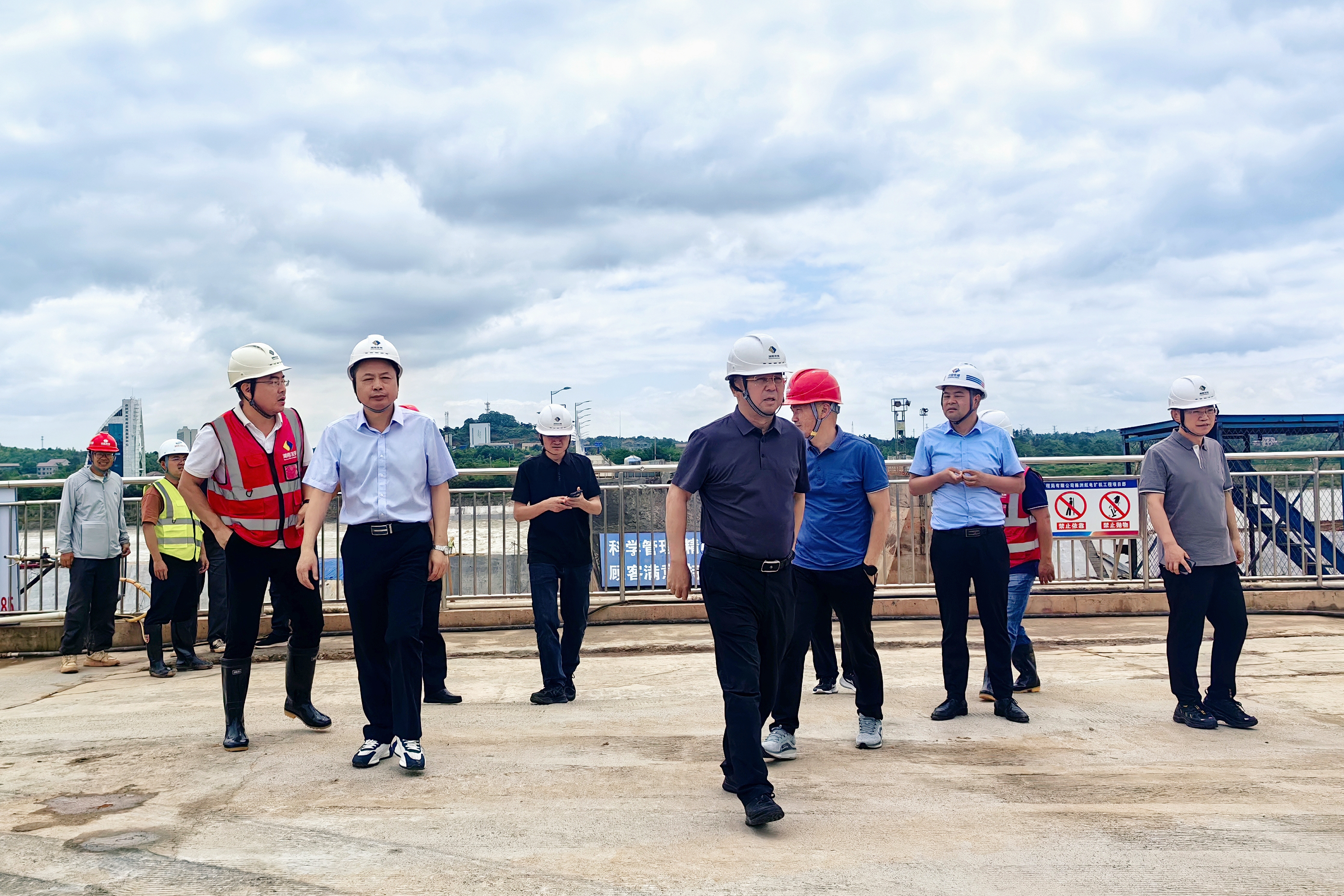劉志剛督導檢查株洲航電分公司及擴機項目汛期安全生產工作